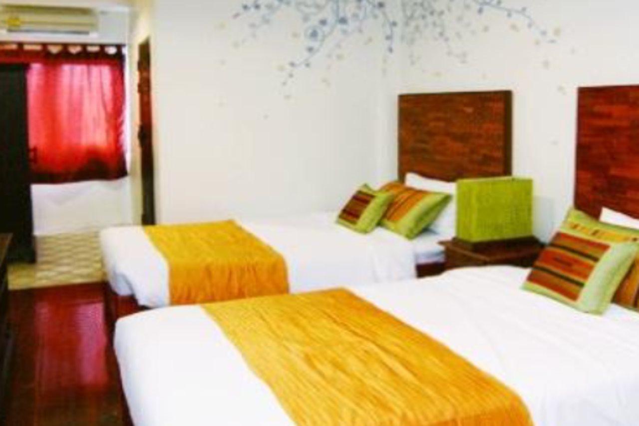 Thapae Boutique House Hotel Chiang Mai Bagian luar foto