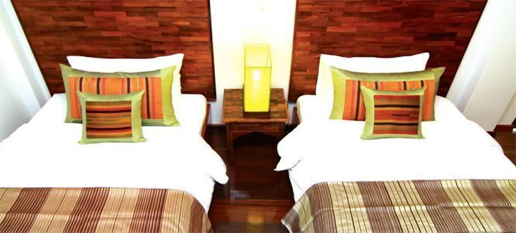 Thapae Boutique House Hotel Chiang Mai Bagian luar foto