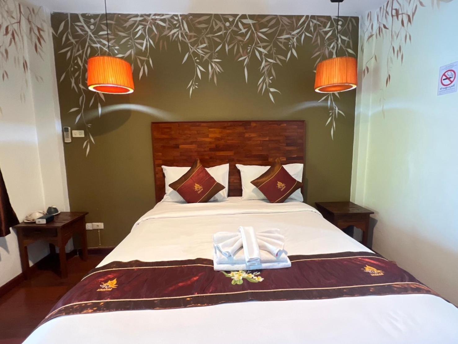 Thapae Boutique House Hotel Chiang Mai Bagian luar foto